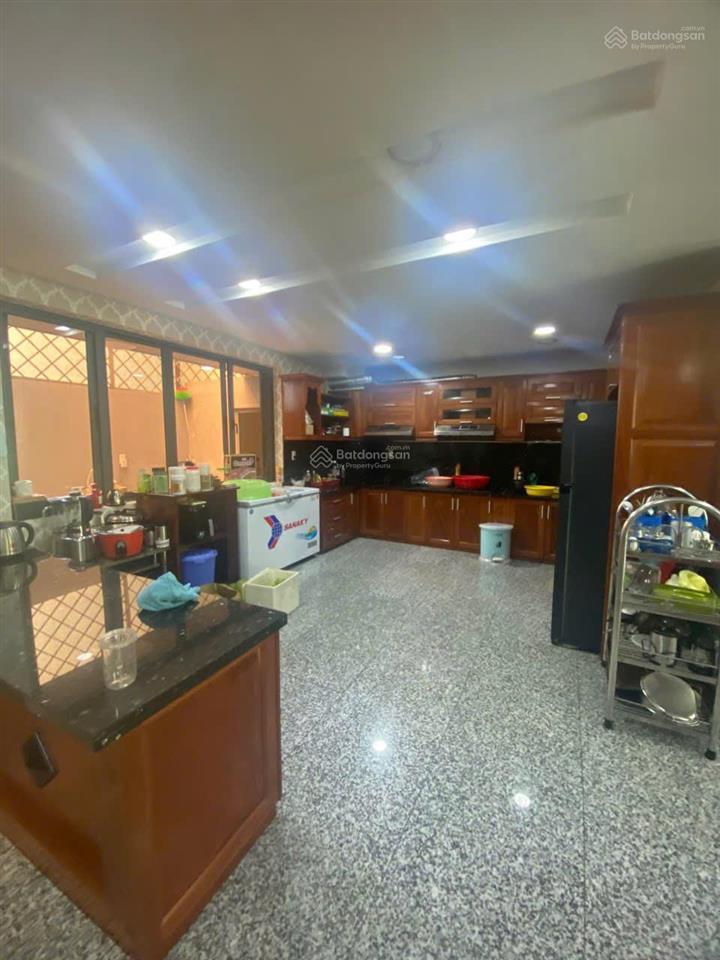 Bán nhà riêng bình hưng, bình chánh đất 200m², sàn 326m², pháp lý rõ ràng
