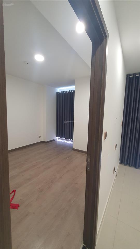 Cho thuê q7 boulevard  1pn 1wc  nhà trống  giá thuê 9 triệu