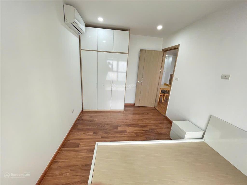 Cho thuê căn hộ 3 ngủ 2wc đầy đủ đồ, 14tr ở ngay được