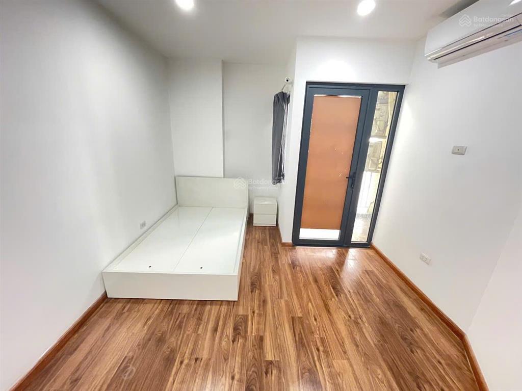 Cho thuê căn hộ 3 ngủ 2wc đầy đủ đồ, 14tr ở ngay được