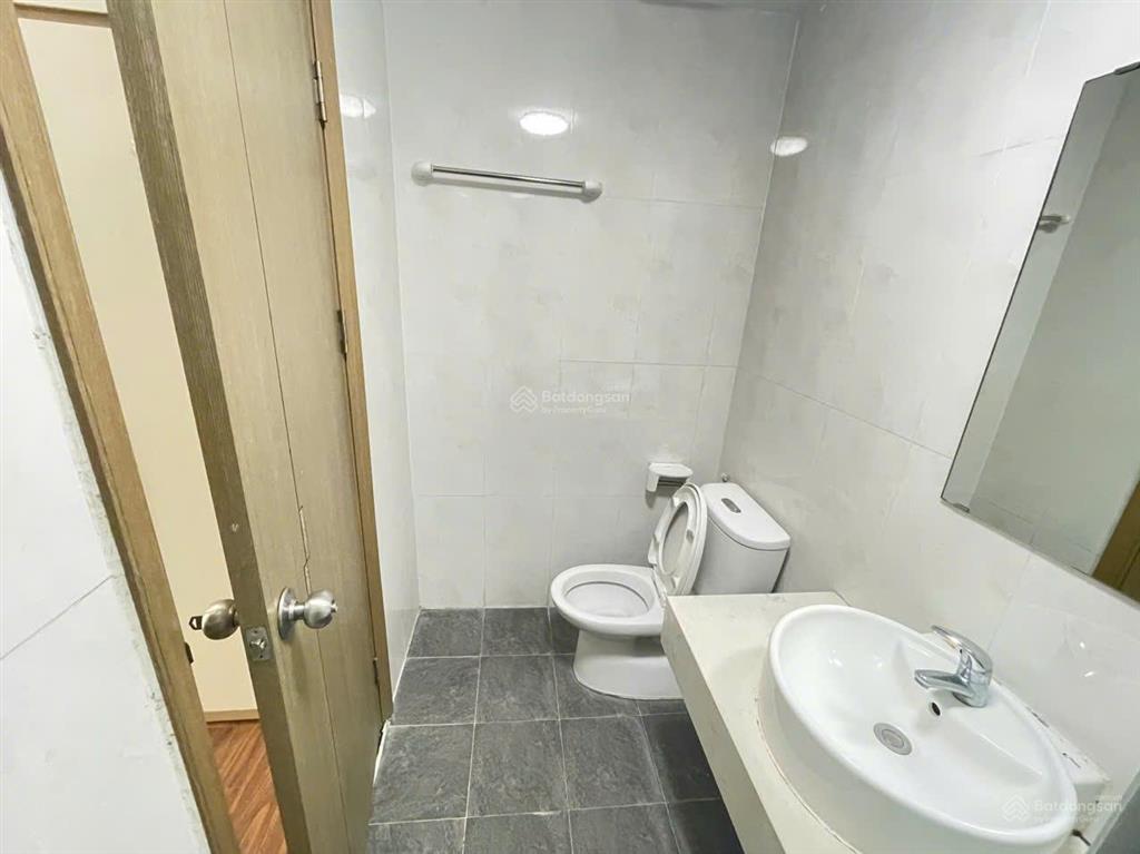 Cho thuê căn hộ 3 ngủ 2wc đầy đủ đồ, 14tr ở ngay được