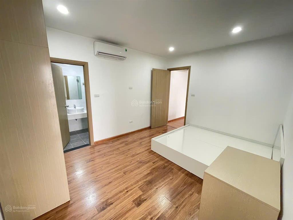 Cho thuê căn hộ 3 ngủ 2wc đầy đủ đồ, 14tr ở ngay được