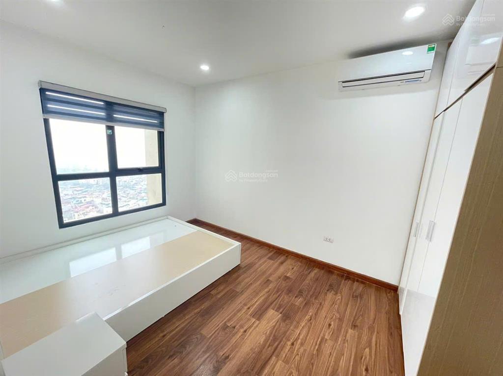 Cho thuê căn hộ 3 ngủ 2wc đầy đủ đồ, 14tr ở ngay được