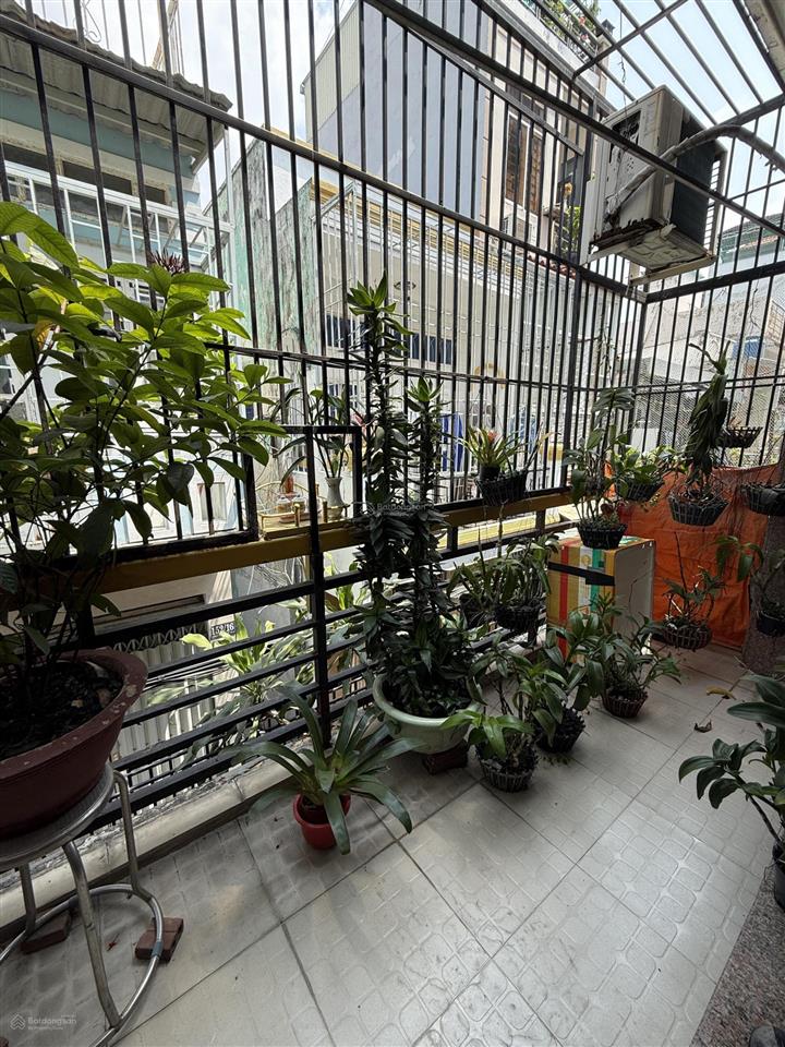 Bán nhà ngay mặt tiền đường số bông sao, quận 8, 82.5m2, ngang 5m, 3pn, không quy hoạch, chỉ 6.7 tỷ