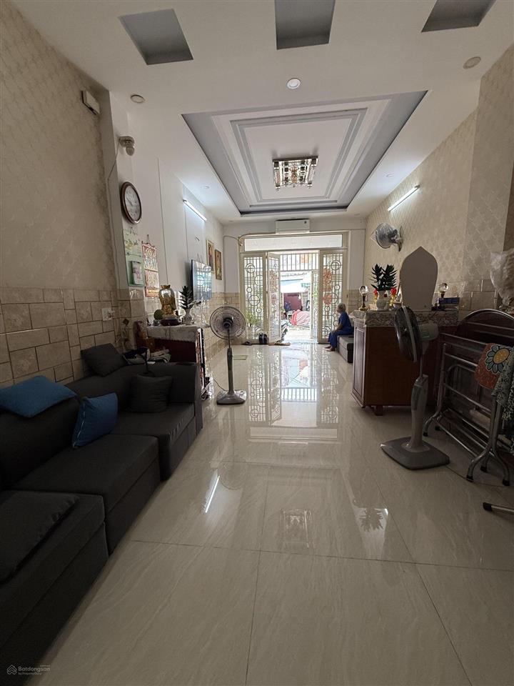 Bán nhà mặt tiền đường số, bình phú, quận 6, ngay mega market, 69m2(4x17.5m) 4 tầng, sân thượng đẹp