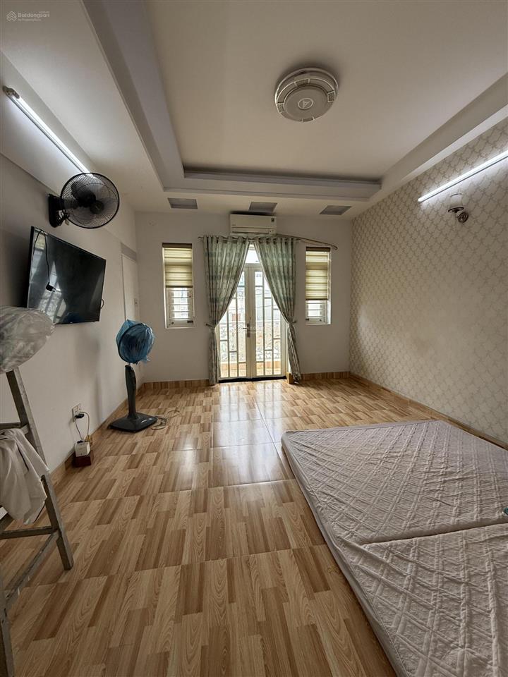 Bán nhà mặt tiền đường số, bình phú, quận 6, ngay mega market, 69m2(4x17.5m) 4 tầng, sân thượng đẹp