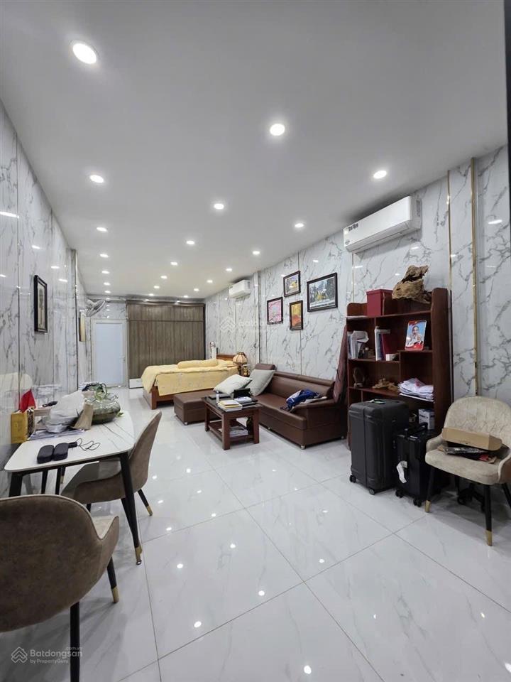 Bán nhà mặt tiền kinh doanh  điện biên phủ quận 10, 91m2(4x24) 4 tầng, lề 4m, có thang máy chờ.