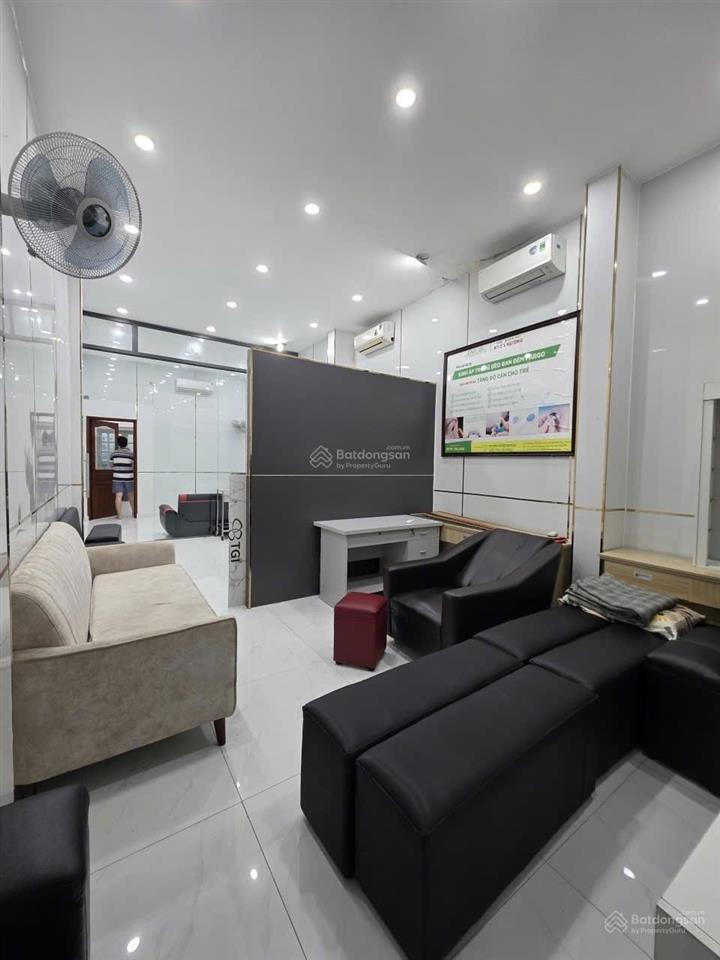 Bán nhà mặt tiền kinh doanh  điện biên phủ quận 10, 91m2(4x24) 4 tầng, lề 4m, có thang máy chờ.