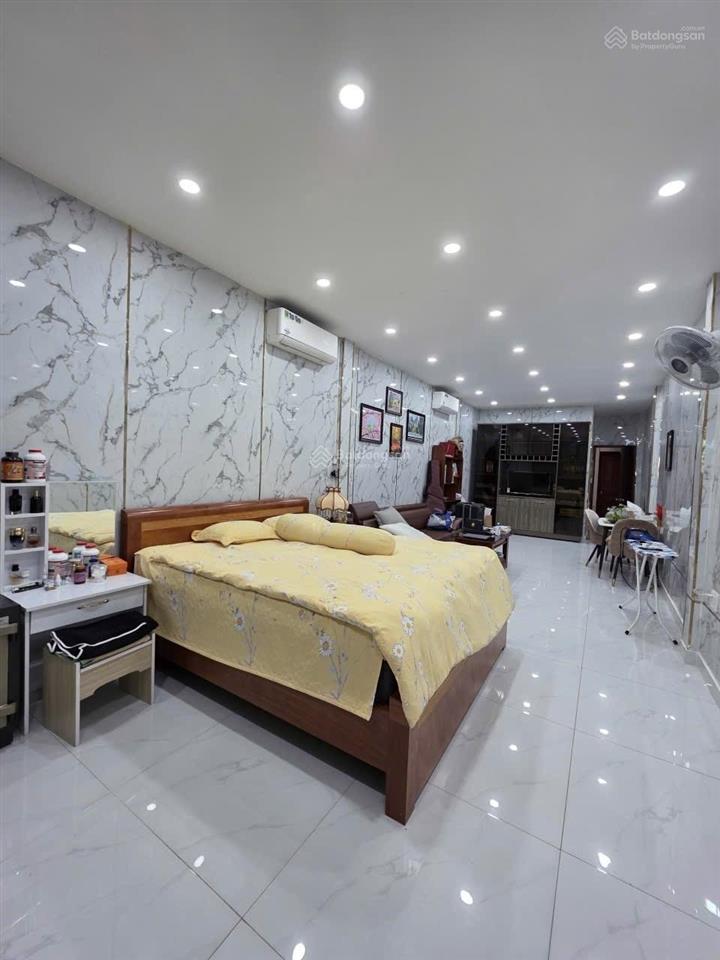 Bán nhà mặt tiền kinh doanh  điện biên phủ quận 10, 91m2(4x24) 4 tầng, lề 4m, có thang máy chờ.