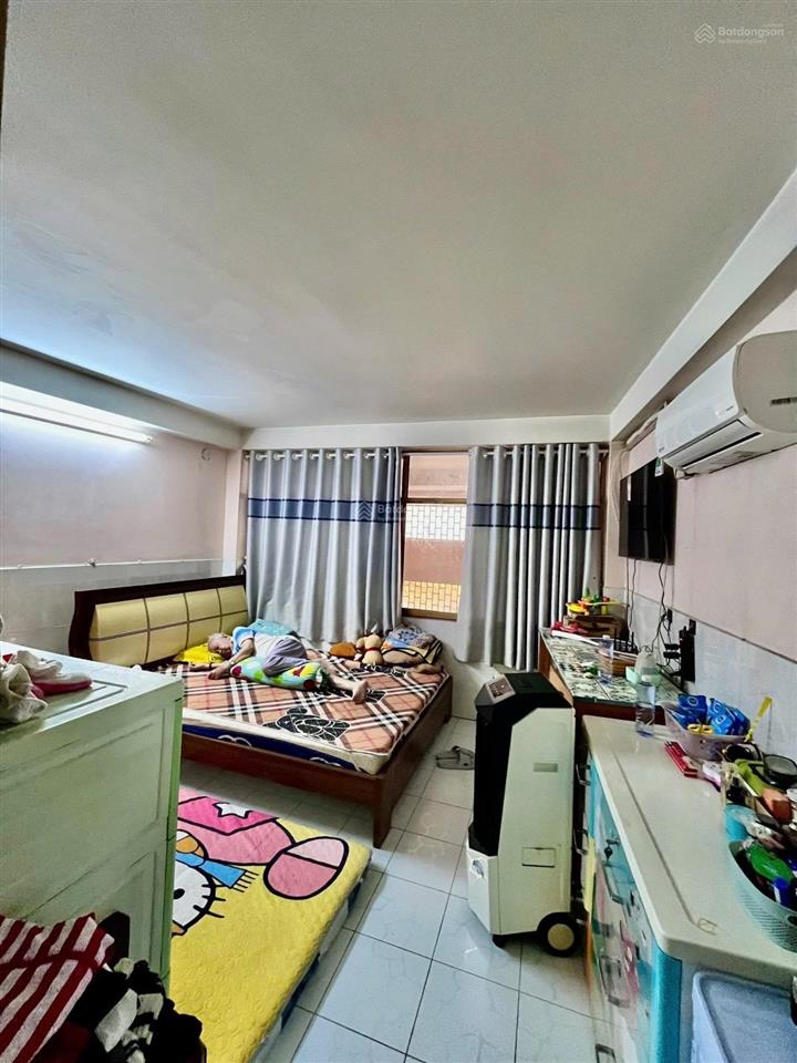 Bán nhà đường 3/2, lý thái tổ quận 10, ngay vạn hạnh mall, 43.5m2 4 tầng, sân thượng, nhỉnh 6t