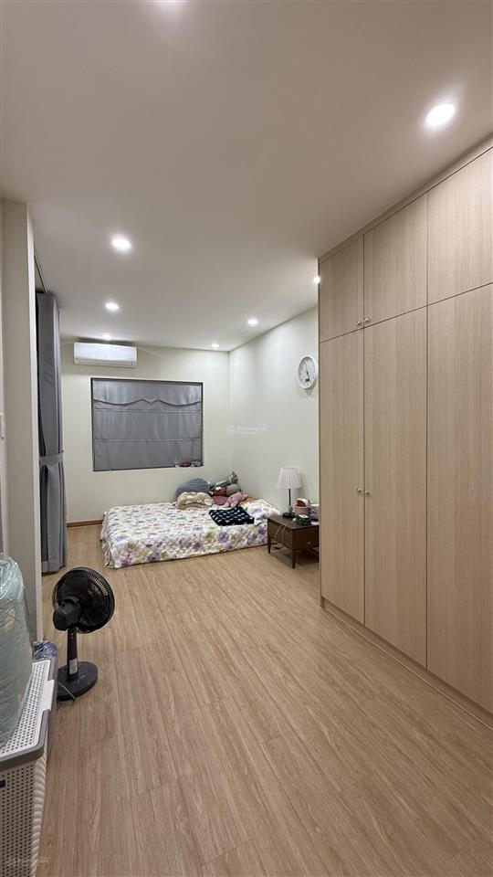 Bán nhà hẻm xe tải 10m, đoàn văn bơ  vĩnh khánh, q4, 66m2, 4 tầng, sân thượng, ko lg, tặng full nt