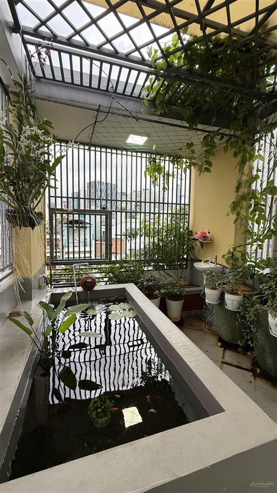 Bán nhà hẻm xe tải 10m, đoàn văn bơ  vĩnh khánh, q4, 66m2, 4 tầng, sân thượng, ko lg, tặng full nt