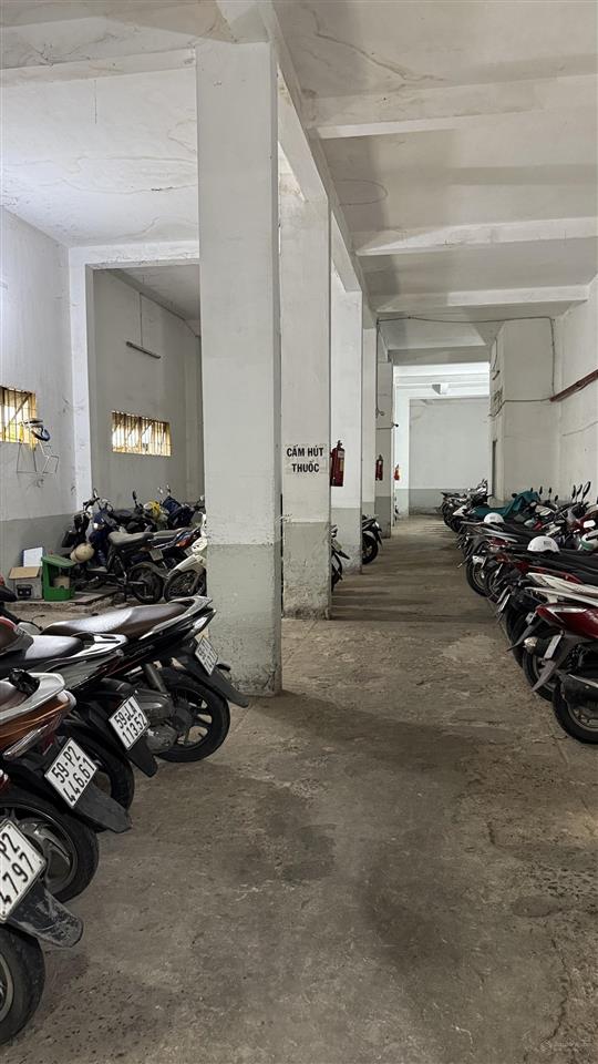 Bán căn góc chung cư phan xích long, ngay bv hoàn mỹ, phú nhuận, 56m2, 2pn, ban công, có thang máy