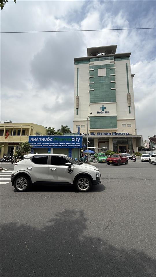 Bán căn góc chung cư phan xích long, ngay bv hoàn mỹ, phú nhuận, 56m2, 2pn, ban công, có thang máy