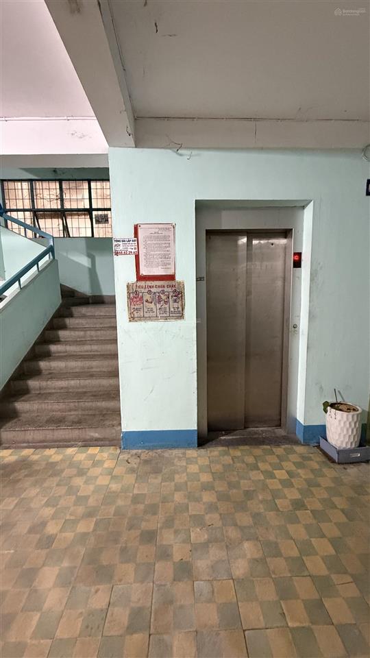 Bán căn góc chung cư phan xích long, ngay bv hoàn mỹ, phú nhuận, 56m2, 2pn, ban công, có thang máy