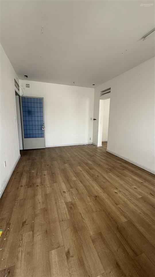 Bán căn góc chung cư phan xích long, ngay bv hoàn mỹ, phú nhuận, 56m2, 2pn, ban công, có thang máy