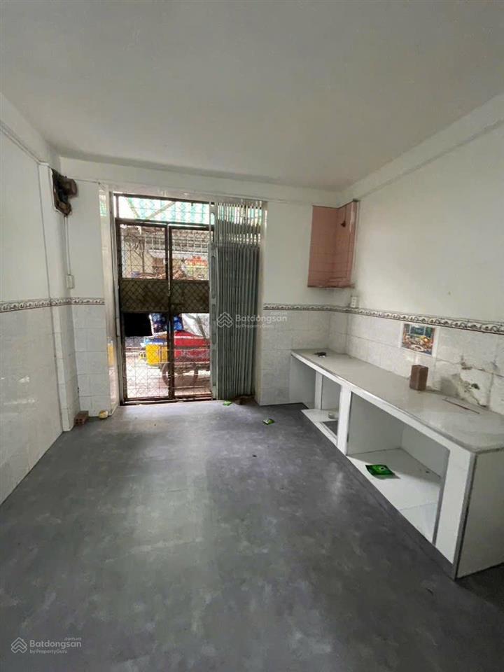 Bán chung cư tầng trệt  mặt tiền mạc thiên tích, ngay đh y dược quận 5, 85m2, 2 tầng đúc, sổ riêng