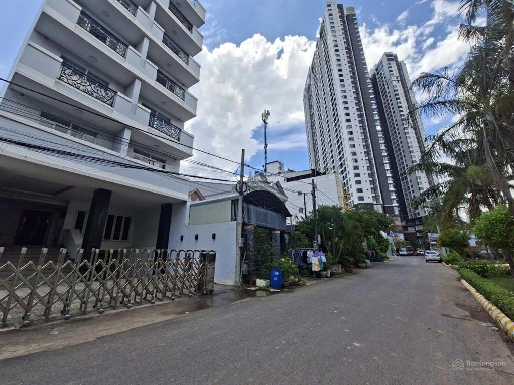 Bán nhanh nhà mp 17bis kp. bình hòa, chỉ 28 tỷ, 1147.9m2, hàng hiếm tại bình dương