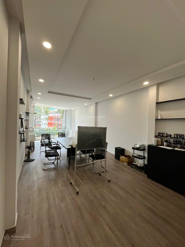 Cho thuê vp 58m2, 106 trần hưng đạo, q1, 13tr/tháng