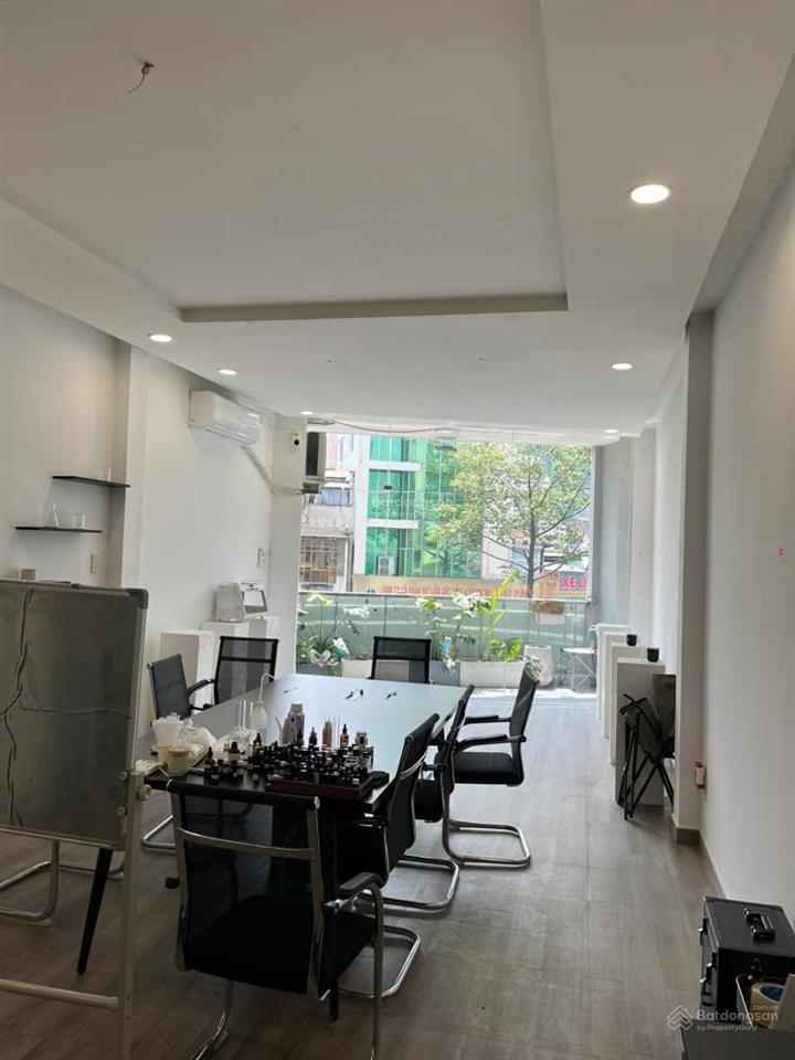 Cho thuê vp 58m2, 106 trần hưng đạo, q1, 13tr/tháng