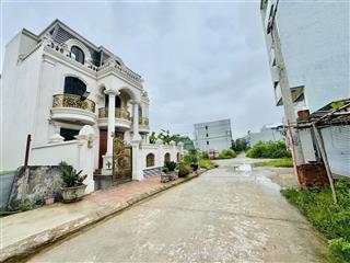 Bán lô góc cực đẹp tại khu dịch vụ lại yên.