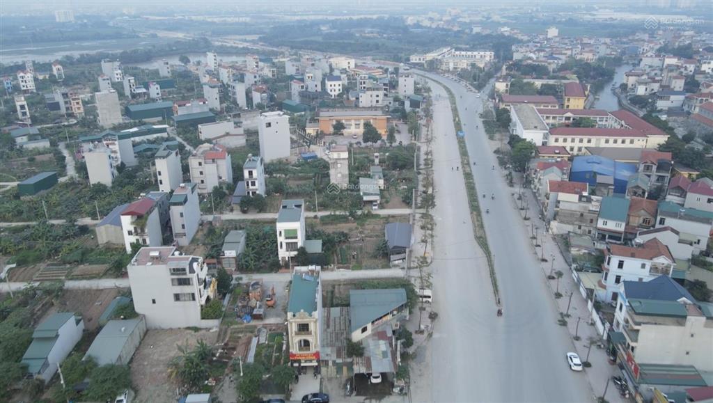 Bán đất dịch vụ lại yên  lô góc 76m2  2 mặt tiền