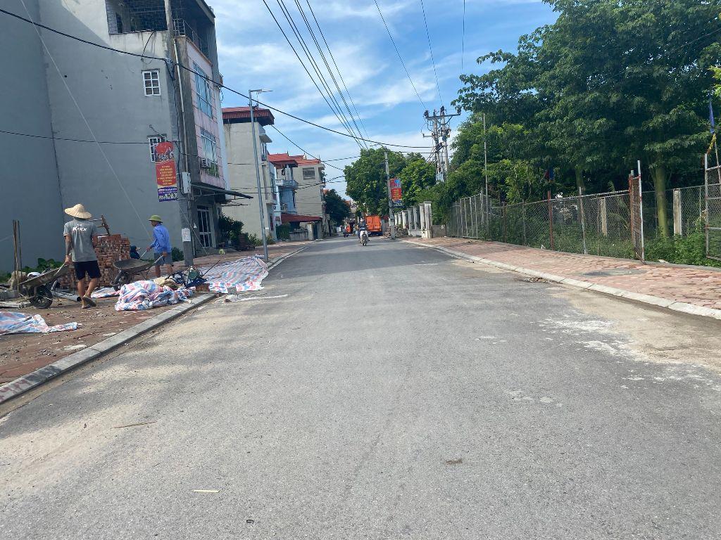 Bán lô góc 100m2, mặt tiền 7m8 tại Hoà Lạc Giá Chỉ Cần 2,7 tỷ