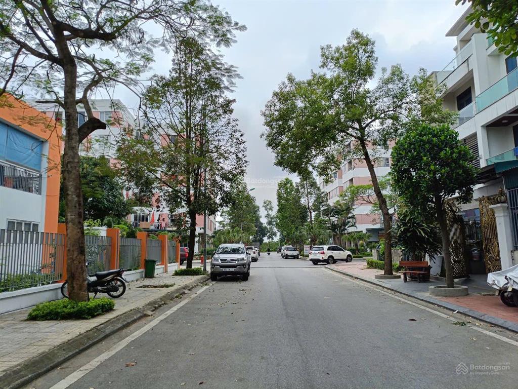 Liền kề lan viên 132m² kđt đặng xá, view trường giá tốt