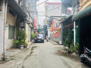 Bán giúp em gái nhà phố cổ phương lâm trung tâm phường hòa bình, giá hơn 2 tỷ