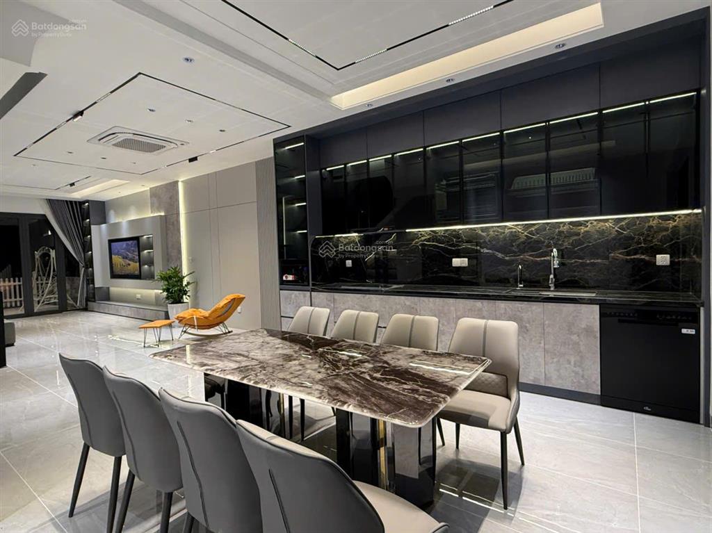 Cho thuê nhà nguyên căn 3 tầng 4pn  4wc  mỹ gia, nha trang