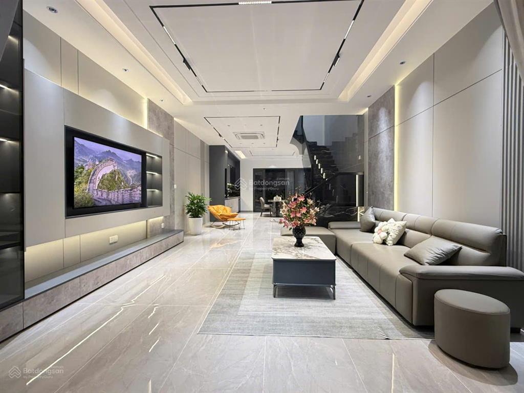 Cho thuê nhà nguyên căn 3 tầng 4pn  4wc  mỹ gia, nha trang