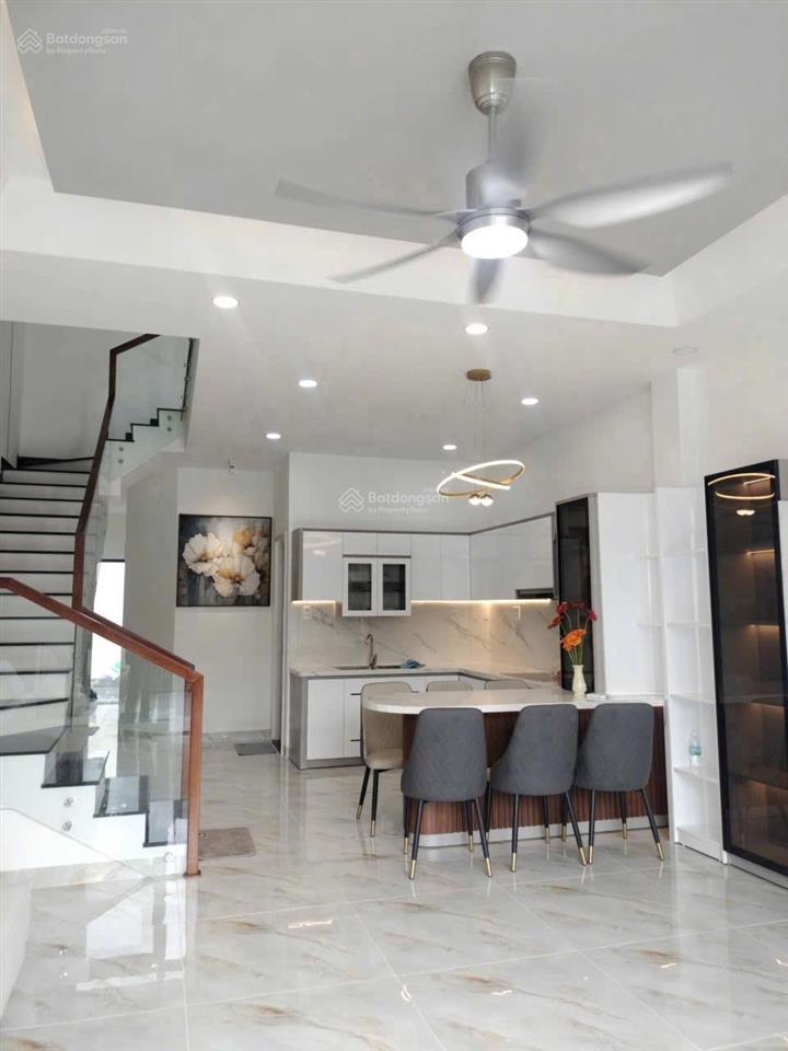 Bán nhà đẹp 2 mặt tiền, 1 trệt 2 lầu lô góc tại vĩnh ngọc, phường tây nha trang