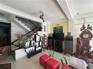 Bán nhà 3 tầng 1 lửng 4pn  5wc mặt tiền phố hàn  ngay chợ xóm mới.