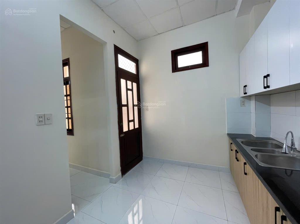 Bán nhà 2pn, 1wc hẻm vĩnh hải  nha trang