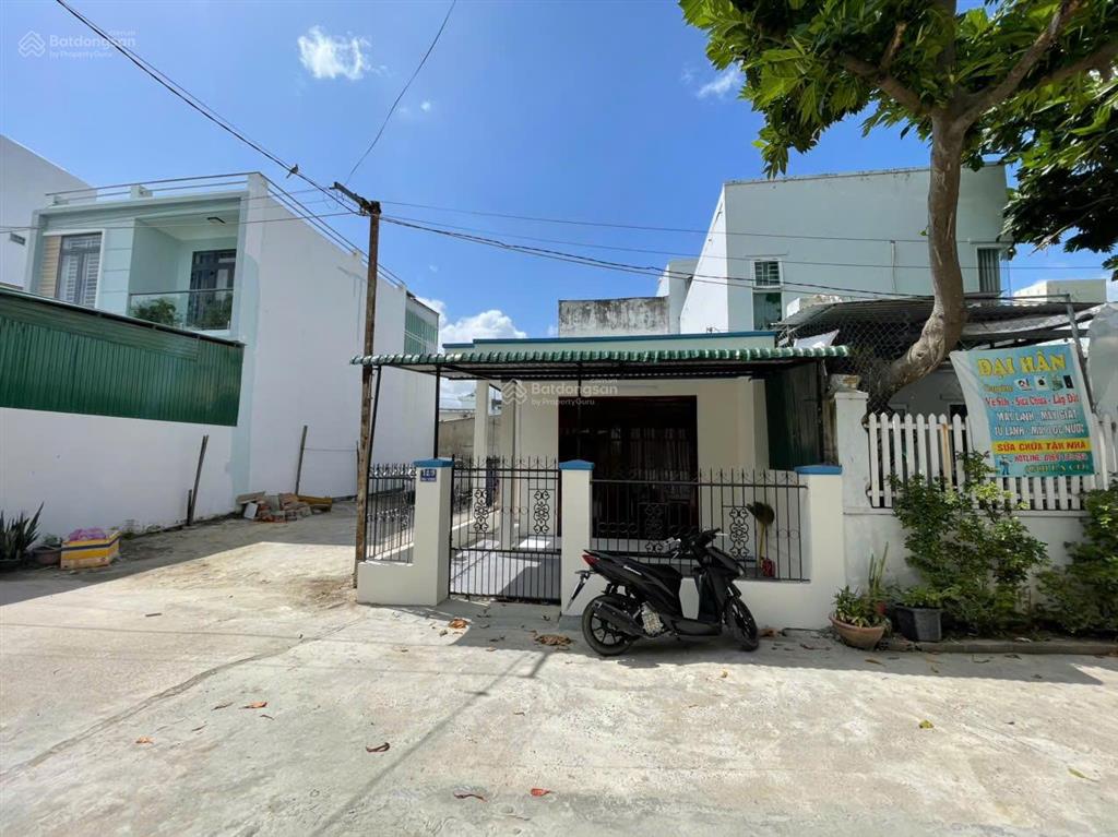 Bán nhà 2pn, 1wc hẻm vĩnh hải  nha trang