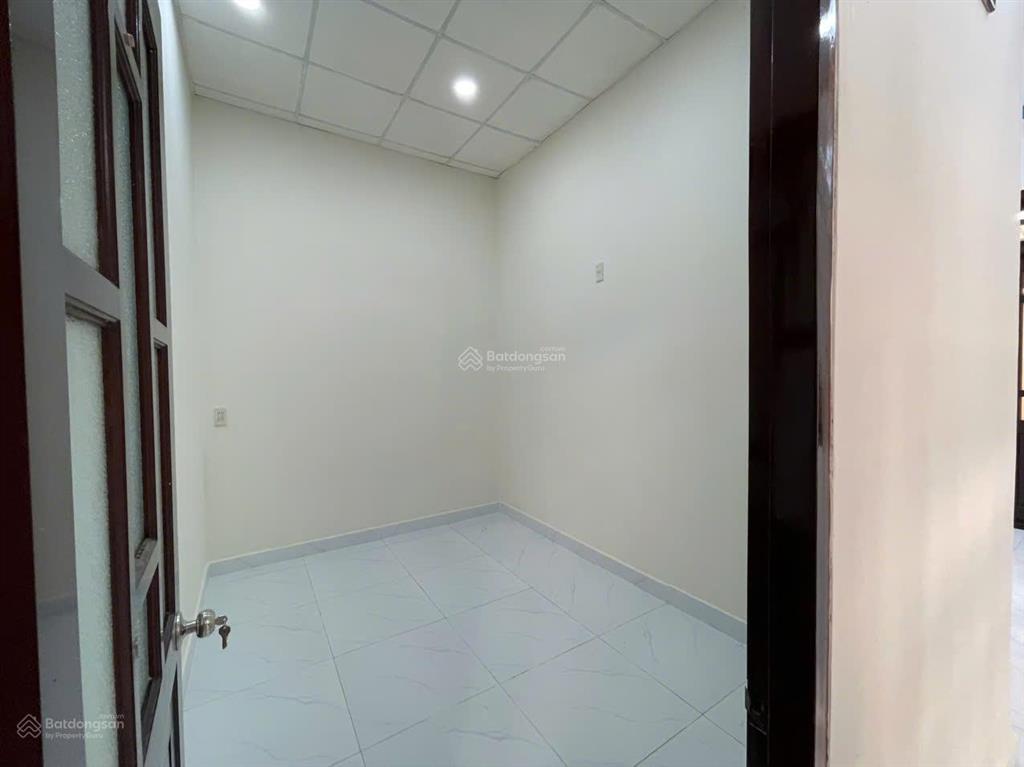 Bán nhà 2pn, 1wc hẻm vĩnh hải  nha trang