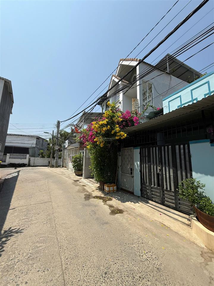 Nhà 3 tầng đường bờ đắp  ngay kđt vĩnh điềm trung  dt 96,2m2 ngang 5m