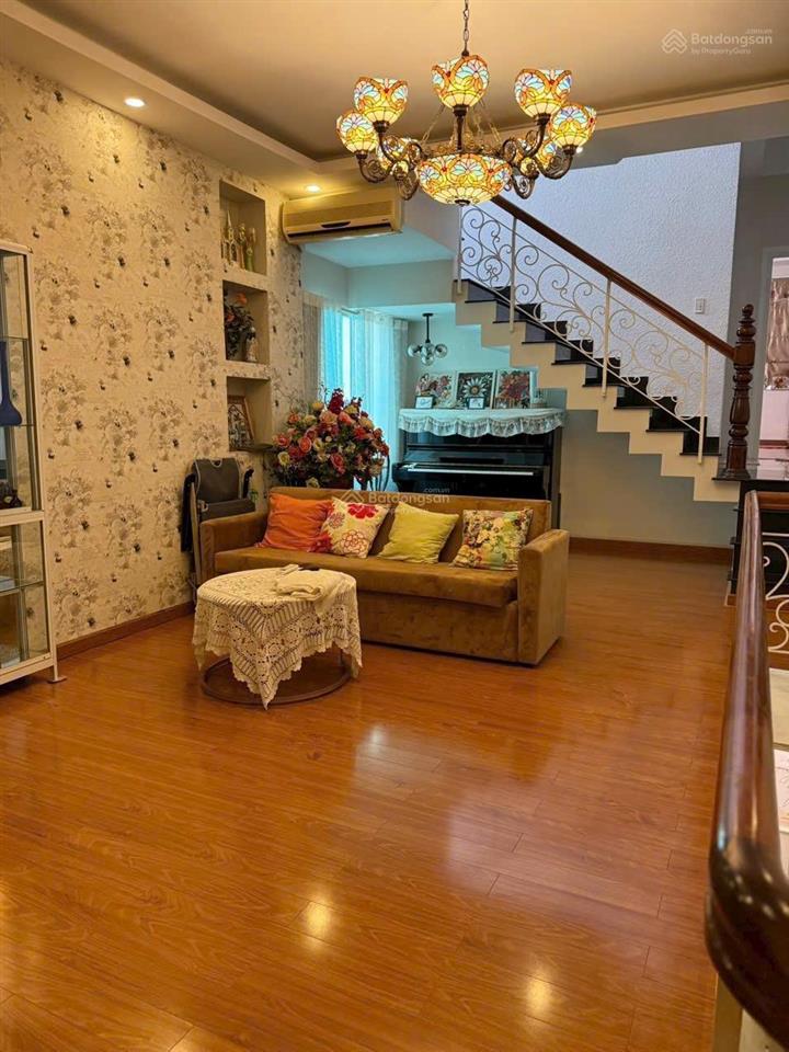 Bán nhanh nhà mặt tiền đường trần bình trọng tttp nha trang  5pn 6wc