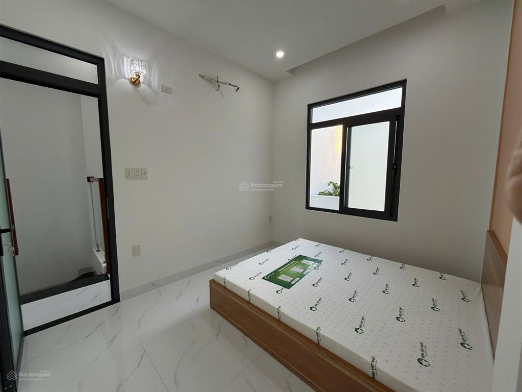 Bán nhà 2 tầng 3pn  2wc, diện tích 60m2, vĩnh trung, nha trang