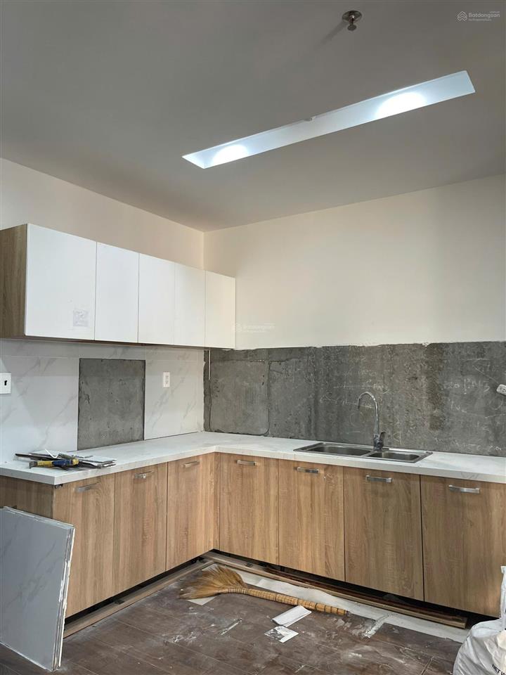 Bán căn hộ ct4 vcn phước hải, diện tích 80m2 (căn 3 pn, 2wc) giá 3 tỷ 980