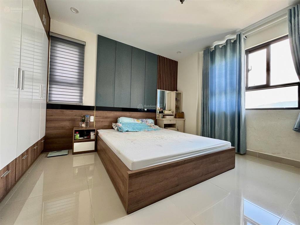 Bán căn góc 3 phòng ngủ ct2 phước hải nha trang. diện tích 88m2.