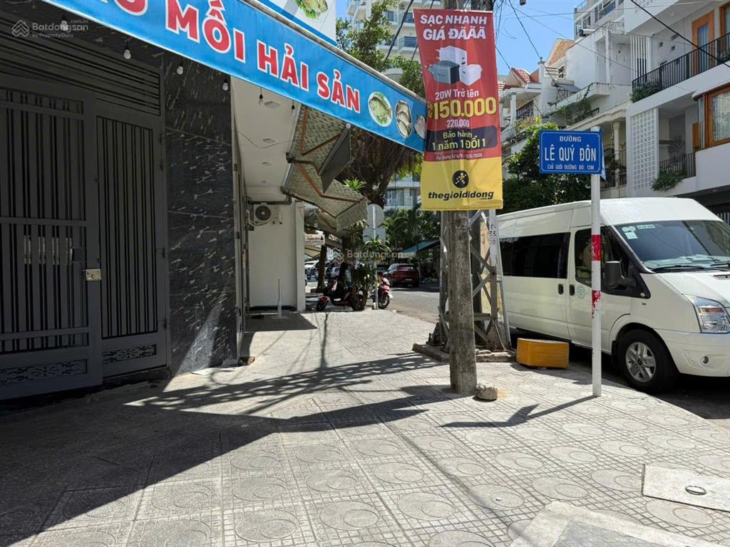 Cho thuê mặt bằng đẹp gần phố hàn, vị trí góc trần nguyên hãn diện tích 45m2