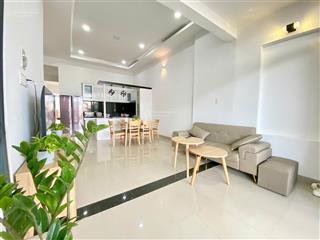 Bán nhà mới full nội thất mặt tiền xóm cốm  141,7m để lại full nội thất  giá chỉ còn 2,95 tỷ
