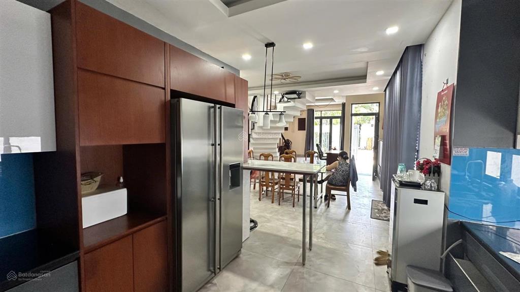 Cho thuê biệt thự khu đô thị phước long, diện tích 160m2