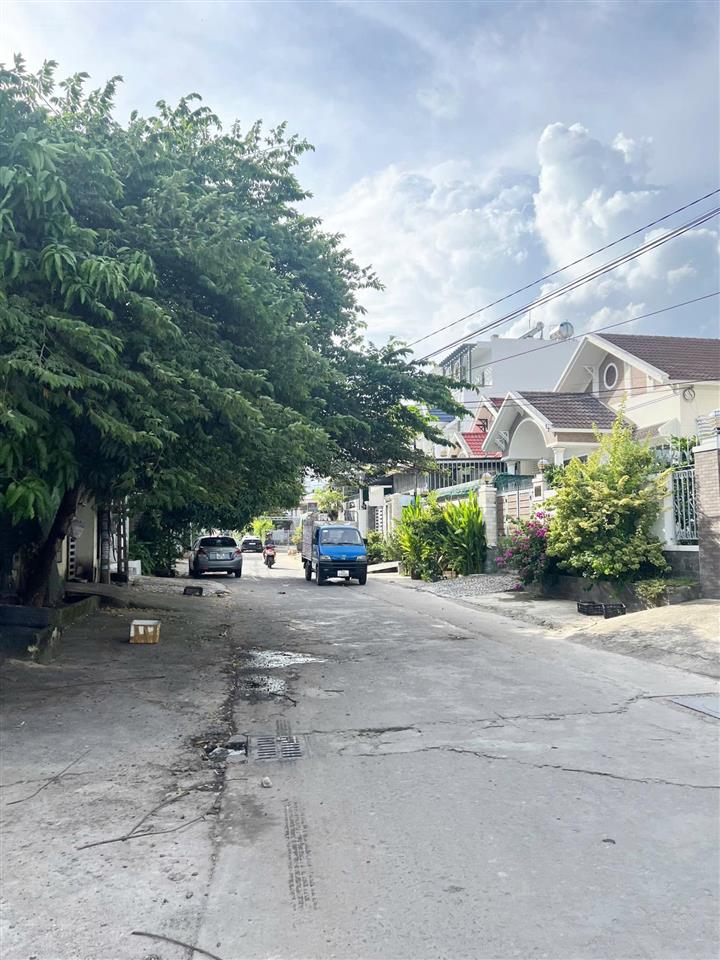 Bán đất mặt tiền gò chùa vĩnh thạnh gần chợ ga .  143,3m²  full thổ cư, đất nở hậu