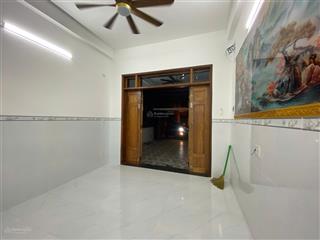 Bán căn góc 3 tầng ô tô vào tận nhà, cạnh bên tđc ngọc hiệp  giá chỉ 5 tỷ 400 triệu