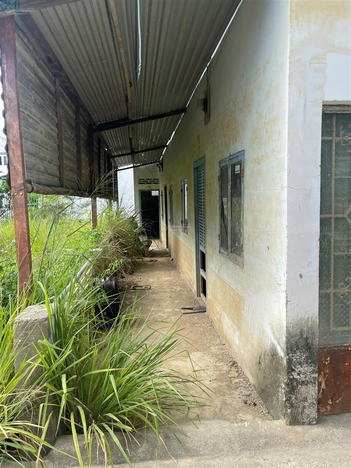 Bán lô đất hẻm miếu bà giá chỉ 1,55 tỷ diện tích 81,2 m² hướng tây bắc