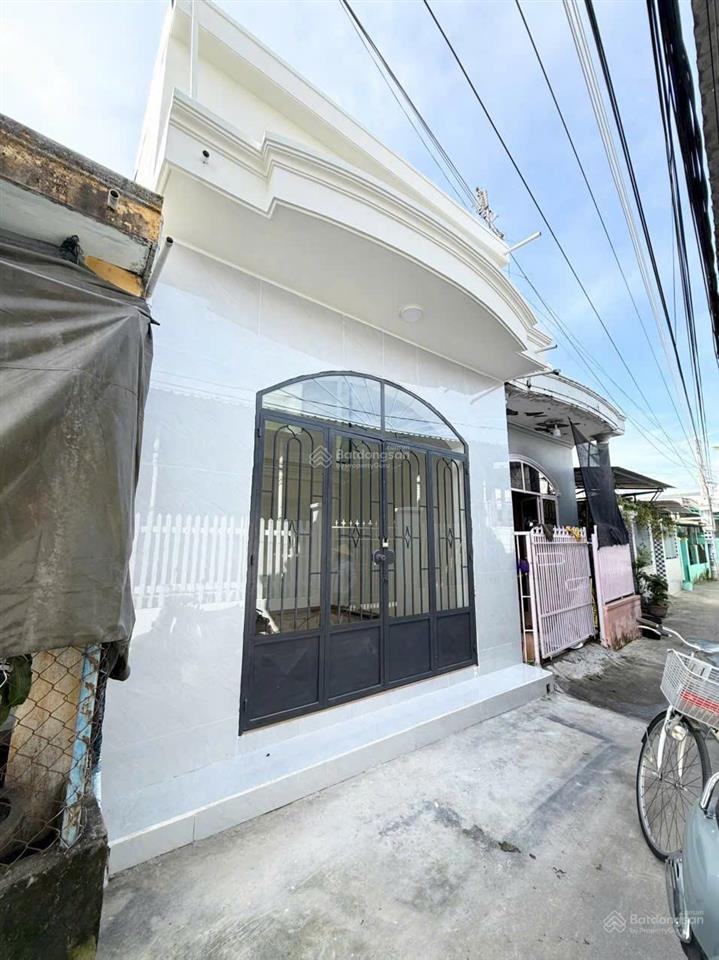 Bán nhà hẻm đường phước long tp nha trang  hạ kịch sàn chỉ 2tỷ050