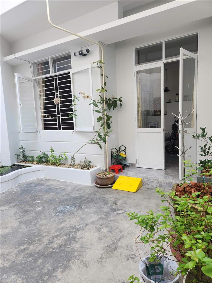 Cho thuê nhà hẻm 17 hoàng diệu. 2 tầng, 2pn  2wc.  dt sử dụng gần 100 m².