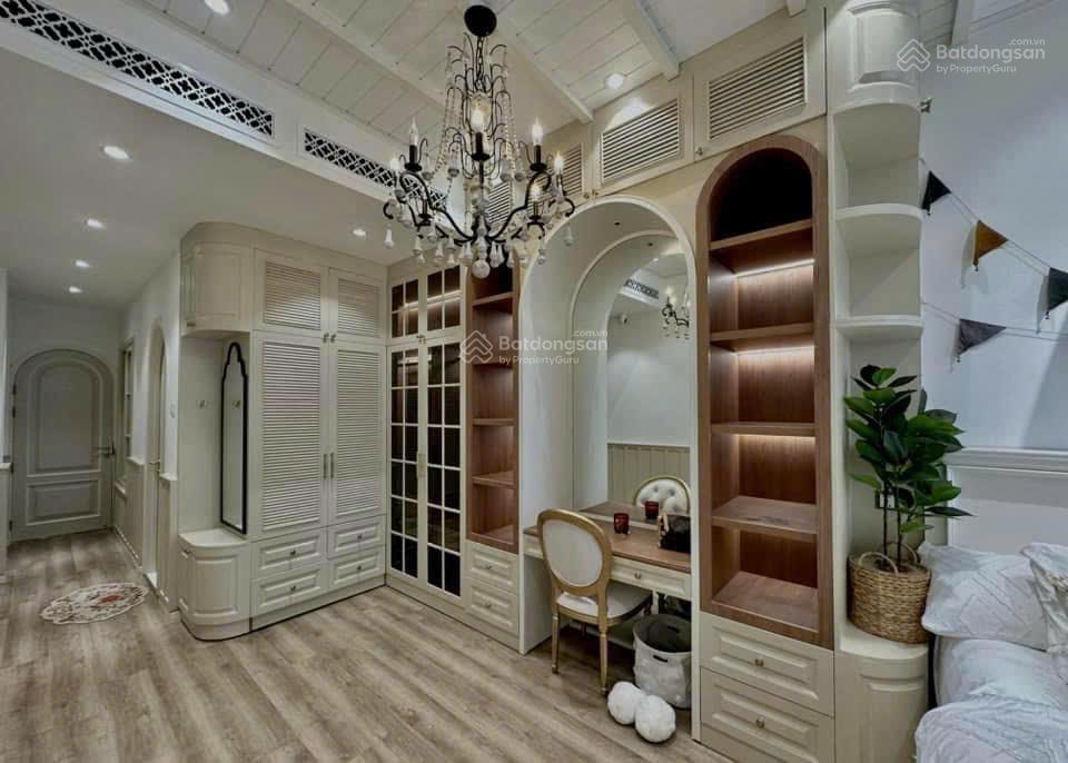 Bán nhà mặt tiền kinh doanh đường nguyễn thiện thuật  khu phố tây tt nha trang  có thang máy 27tỷ